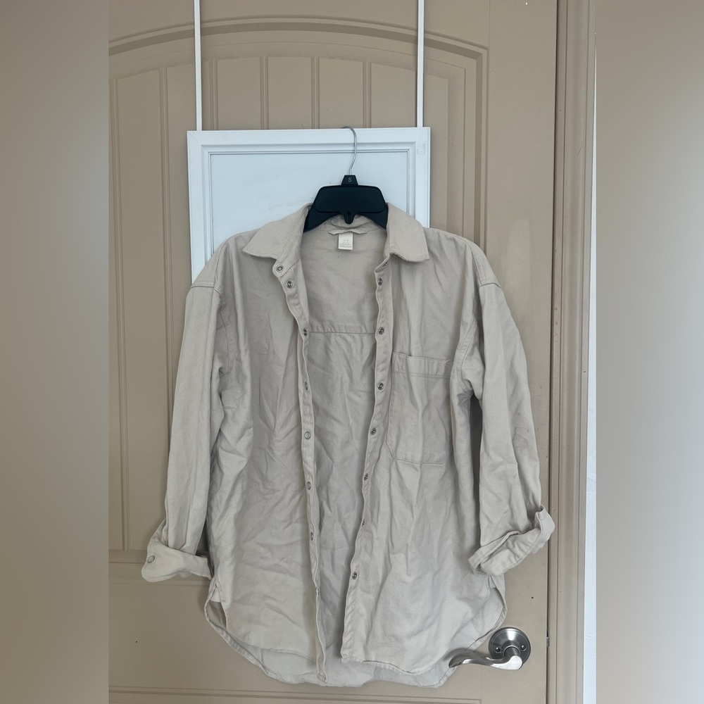 H&M light beige jacket